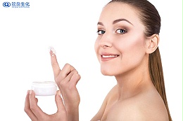 油性肌肤合适哪种防晒霜？
