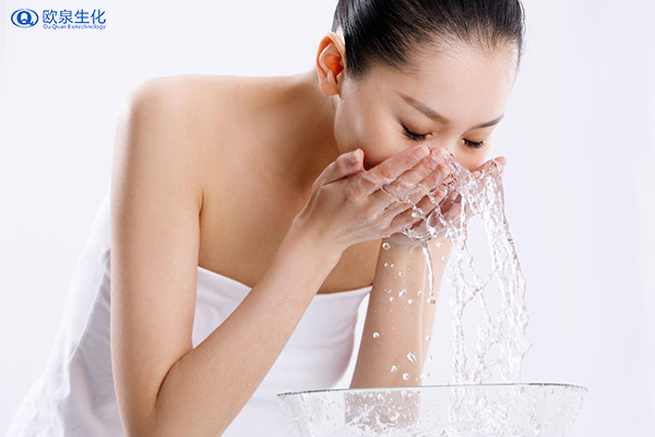 正确的洗脸习惯与注意的问题-欧泉生化