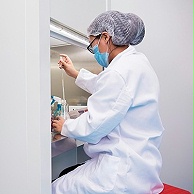 揭开化妆品OEM加工厂的研发过程
